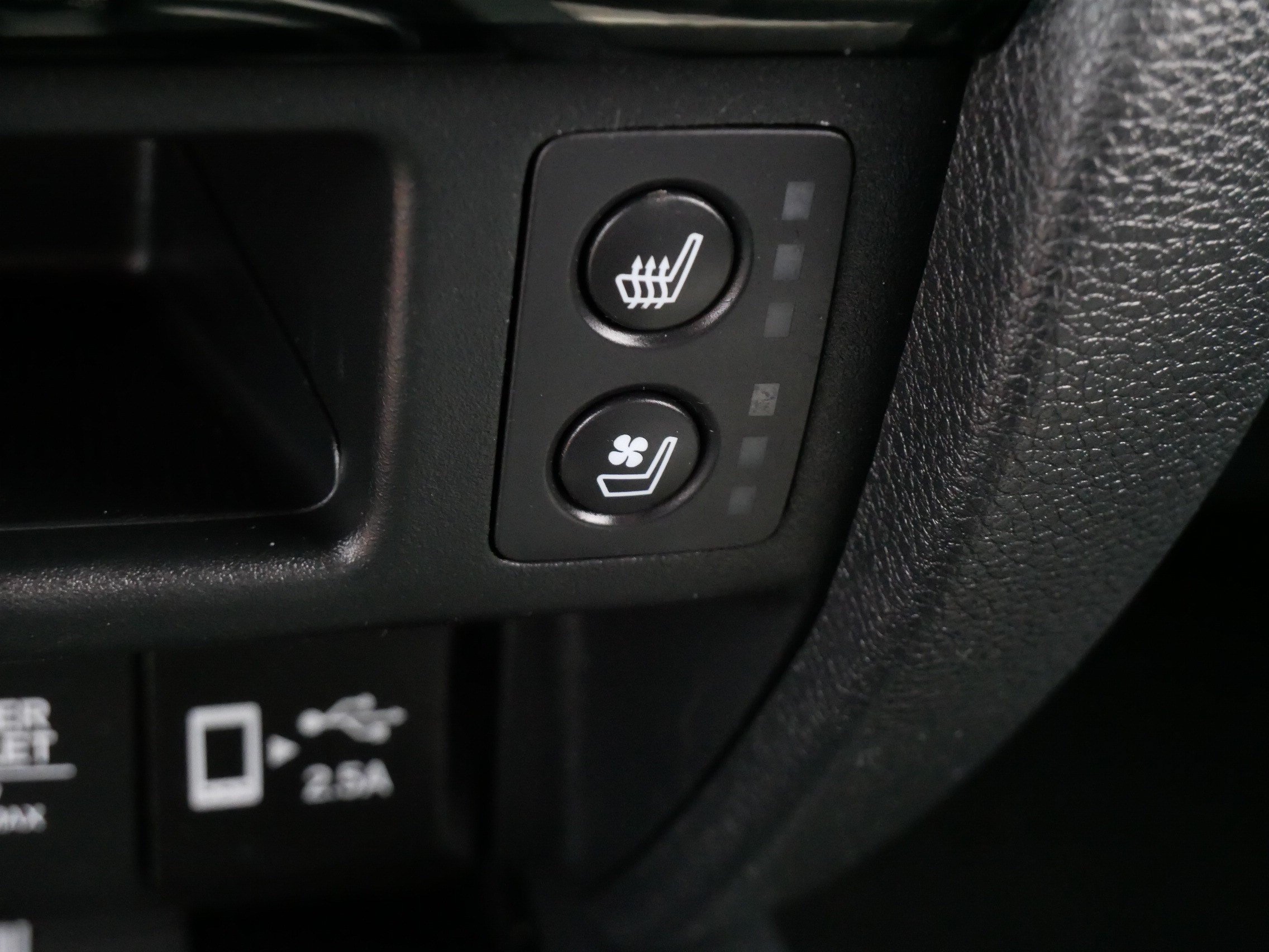 Used 2023 Honda Passport Elite image 30