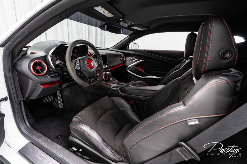 Used 2022 Chevrolet Camaro ZL1 image 37