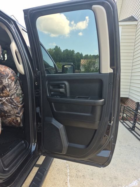 Used 2018 RAM 1500 Express w/ Black Ram 1500 Express Group RWD image 4