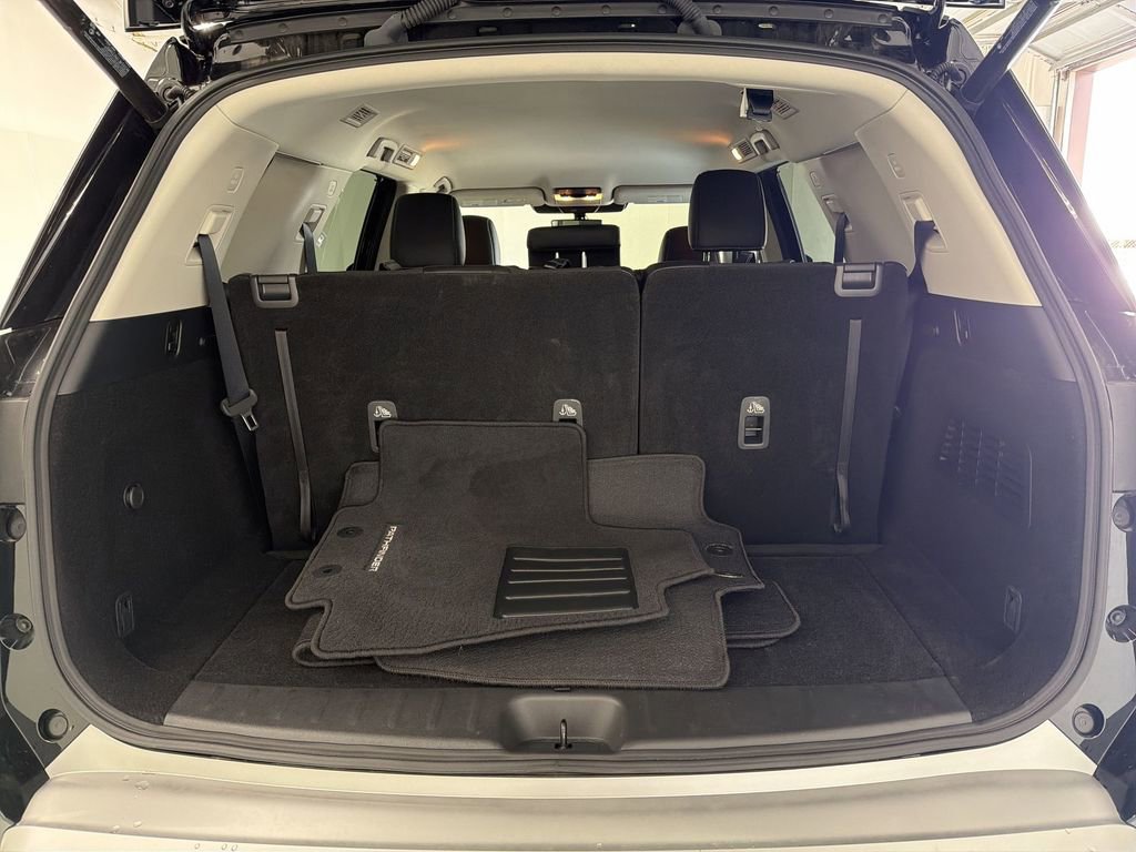 Certified 2024 Nissan Pathfinder SL image 15