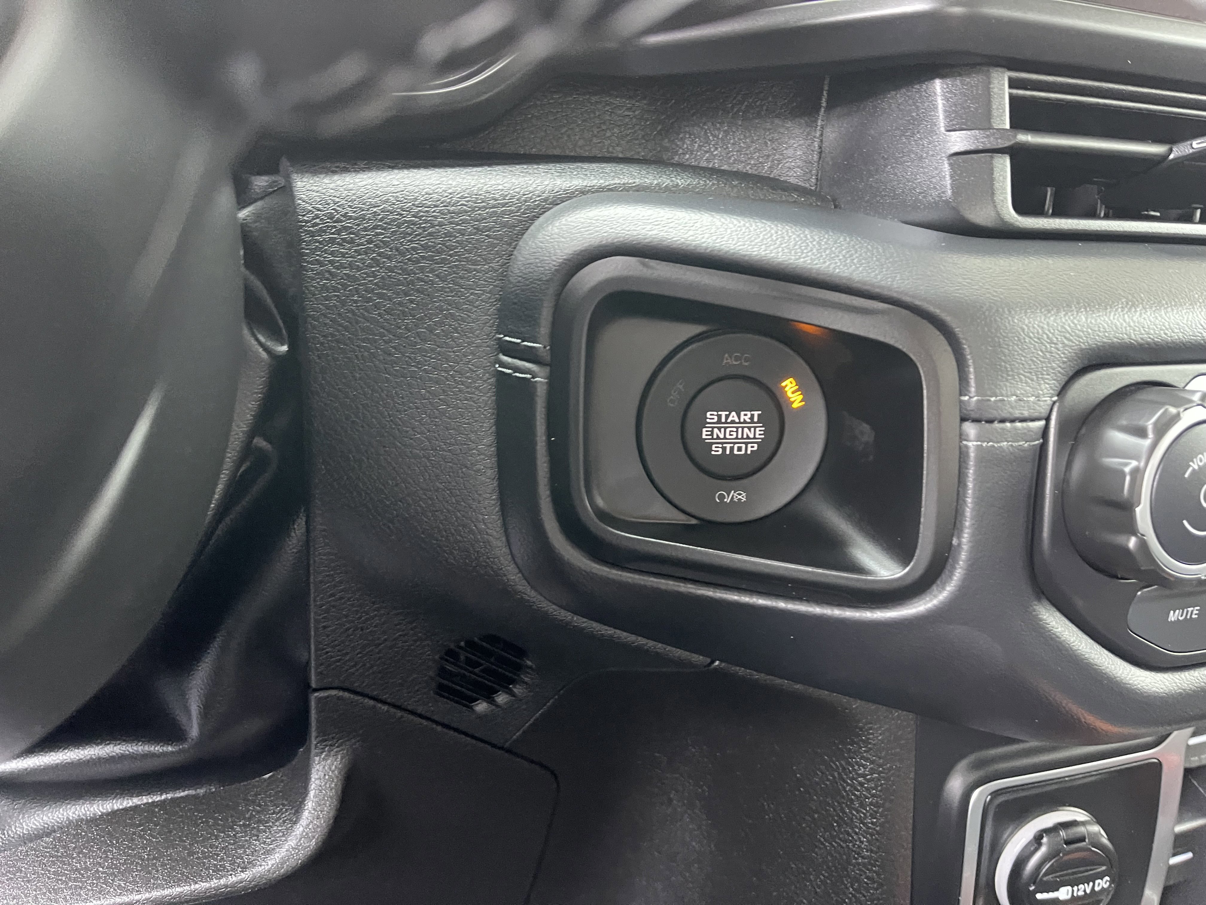 New 2026 Jeep Wrangler Unlimited Rubicon image 34