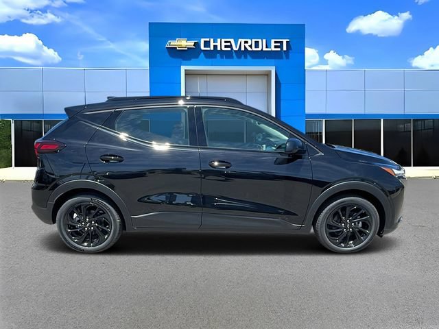 New 2027 Chevrolet Bolt RS w/ Technology Package FWD image 2