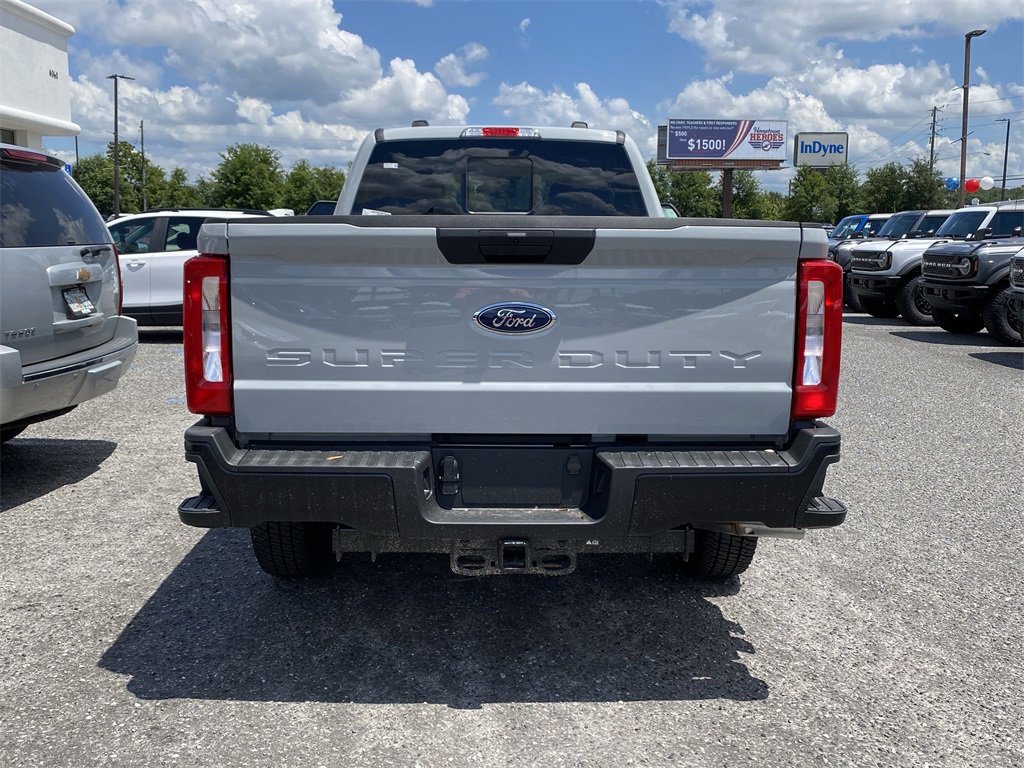 New 2025 Ford F250 XL image 8