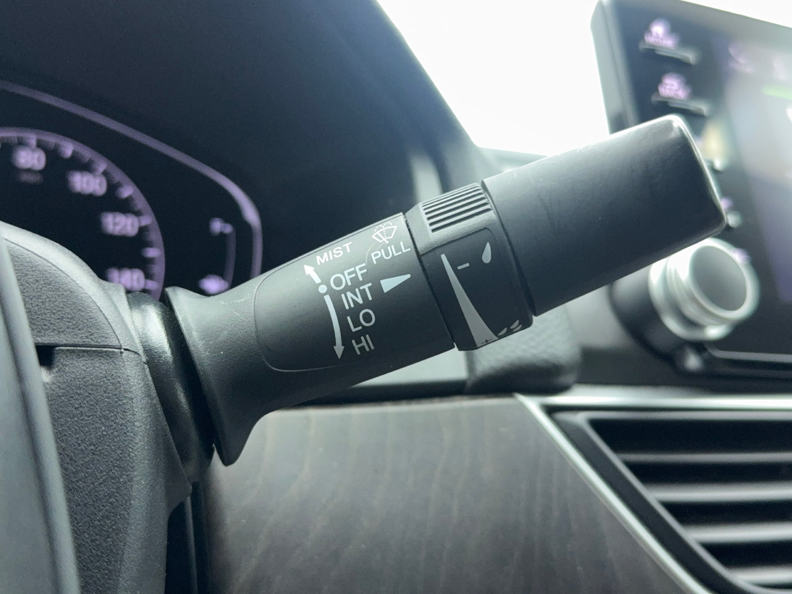 Used 2019 Honda Accord EX-L image 35