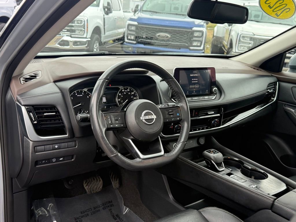 Used 2023 Nissan Rogue SL image 5