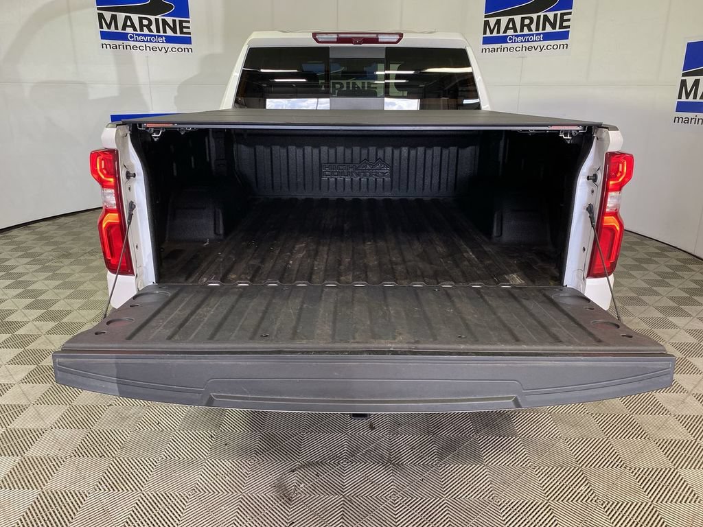 Used 2023 Chevrolet Silverado 1500 High Country w/ High Country Premium Package AWD/4WD image 33