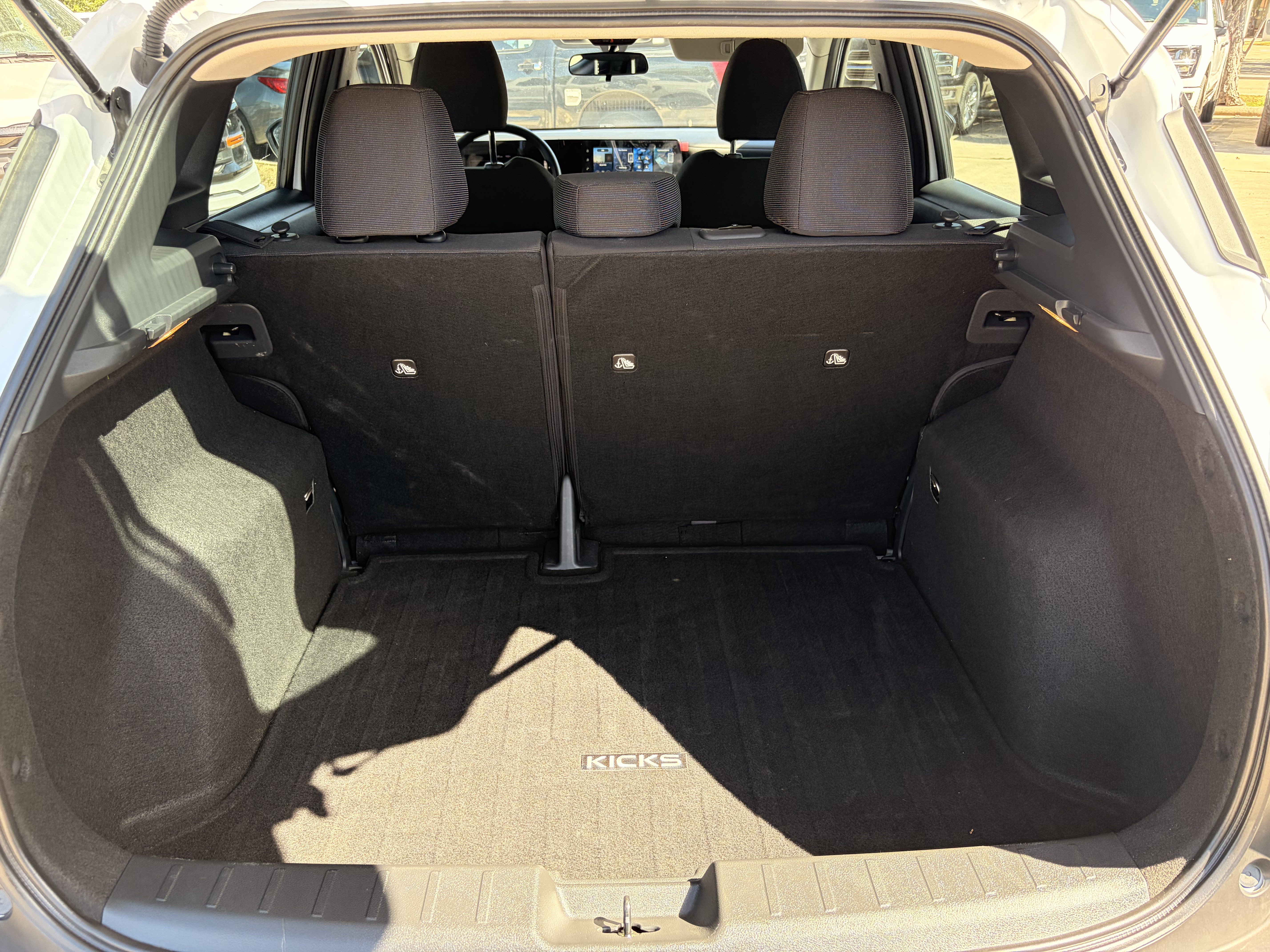 Used 2026 Nissan Kicks S FWD image 5