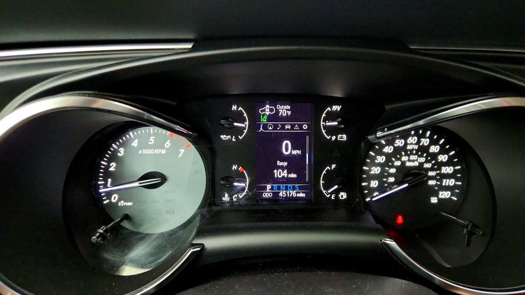 Used 2020 Toyota Sequoia Platinum RWD image 15