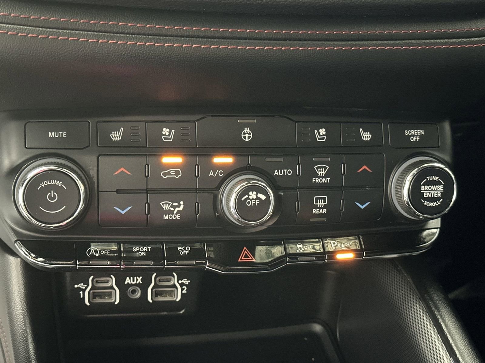 Used 2023 Dodge Durango GT image 19