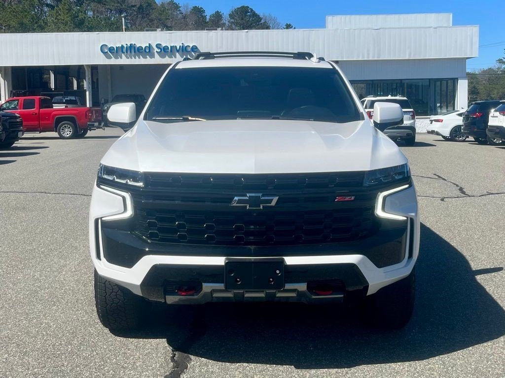 Certified 2023 Chevrolet Suburban Z71 w/ Luxury Package AWD/4WD image 10