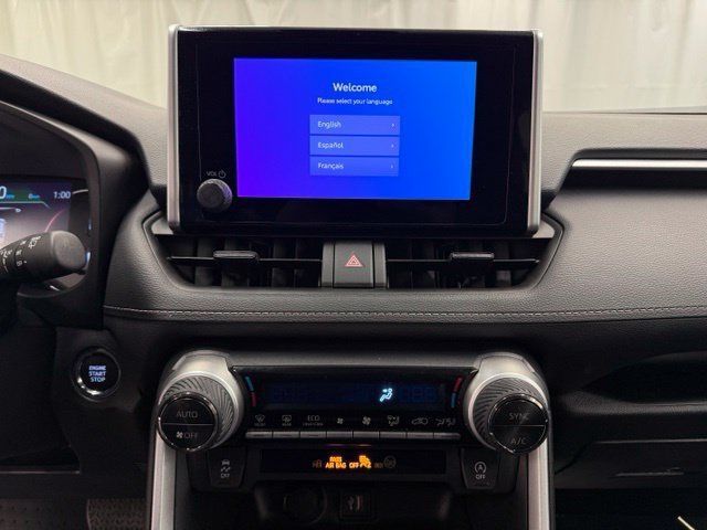 Used 2024 Toyota RAV4 XLE AWD/4WD image 15