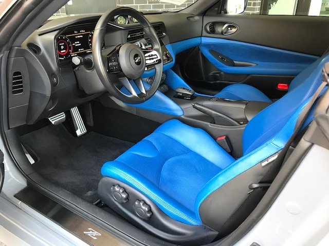 Used 2024 Nissan Z Performance w/ Floor Mat Package RWD image 5