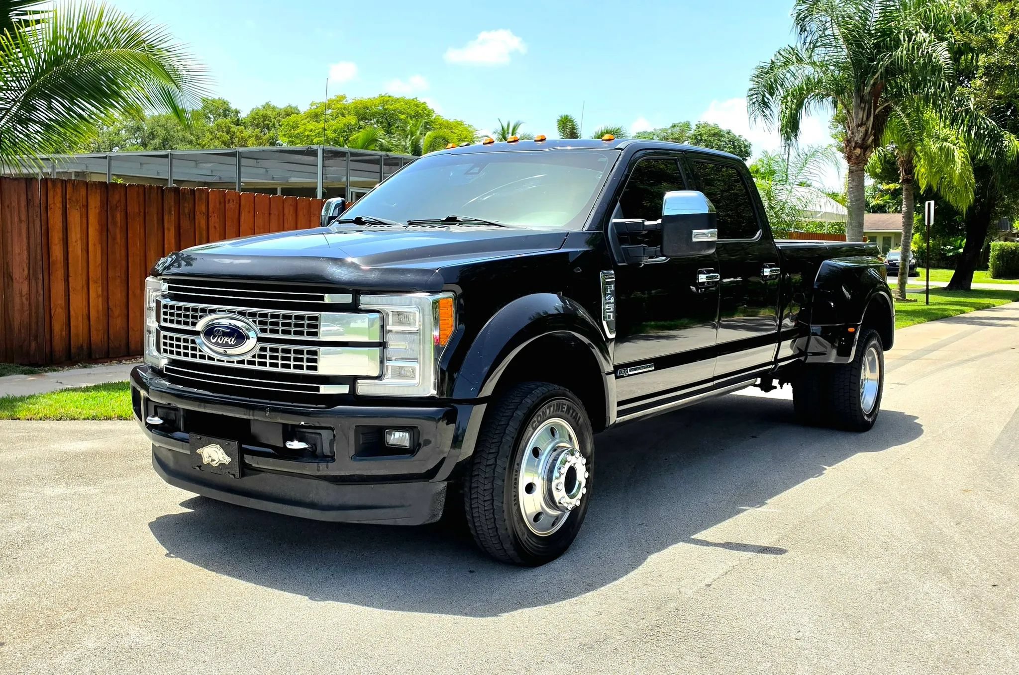 Used 2017 Ford F450 Platinum w/ Platinum Ultimate Package AWD/4WD image 1