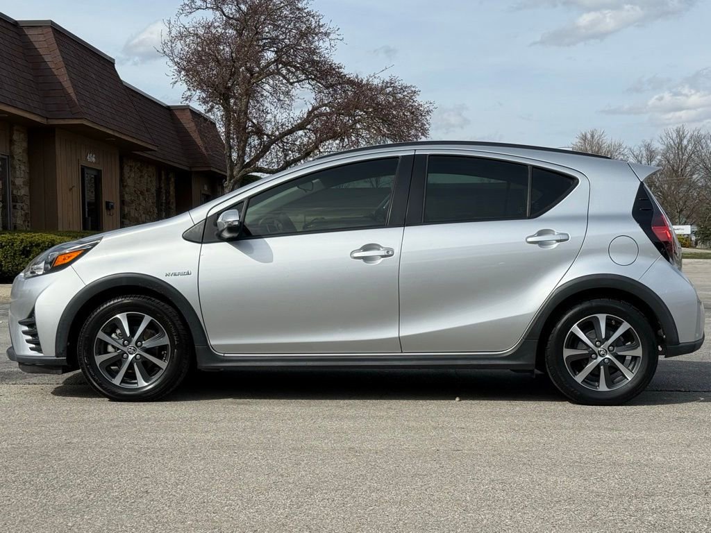 Used 2018 Toyota Prius C Two image 2