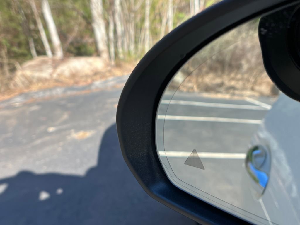 Used 2023 Mercedes-Benz GLC 300 4MATIC image 27