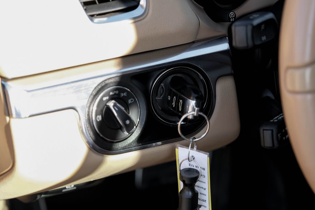 Used 2015 Porsche Cayman image 21