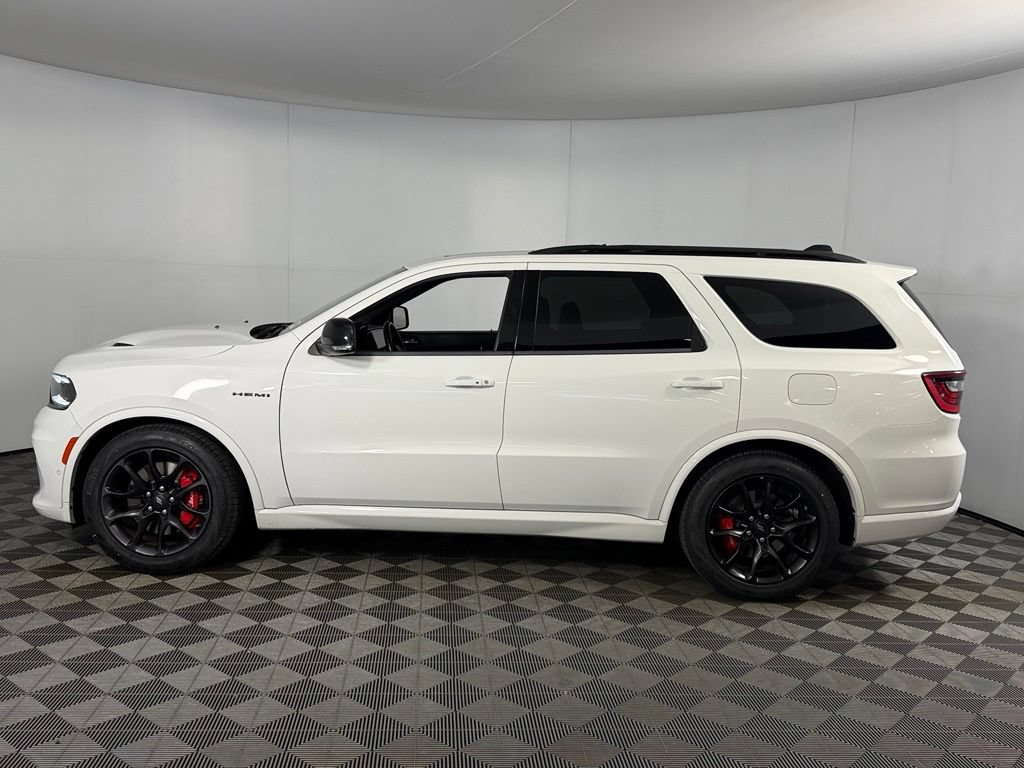 Used 2023 Dodge Durango R/T w/ Tow 'N Go Package AWD/4WD image 11