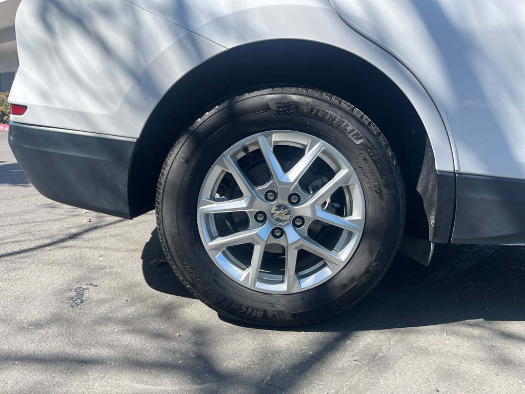 Used 2022 Chevrolet Equinox LT image 13