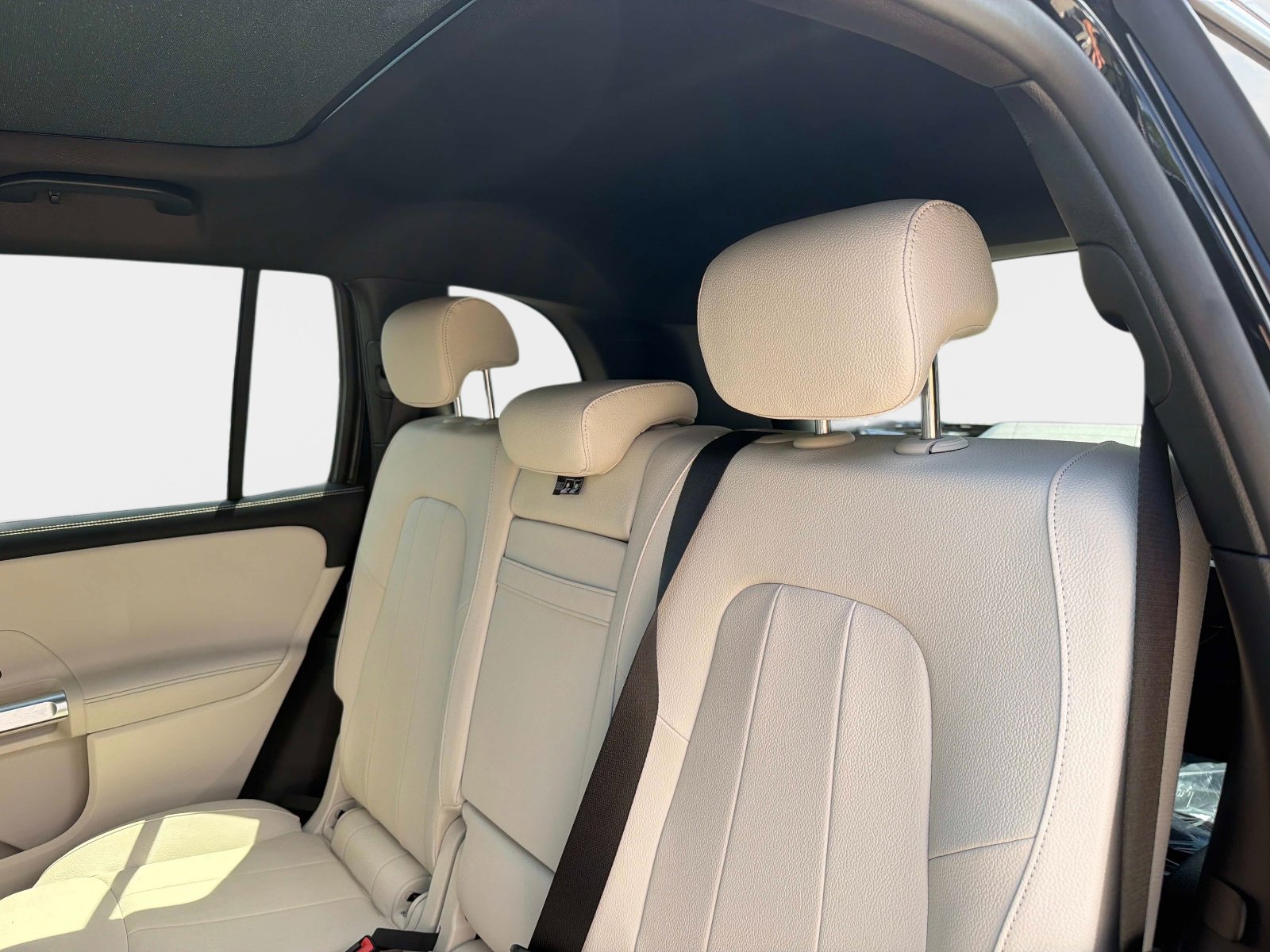 Certified 2026 Mercedes-Benz GLB 250 image 14