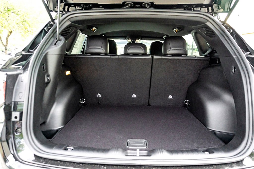 New 2026 Jeep Compass Latitude image 23