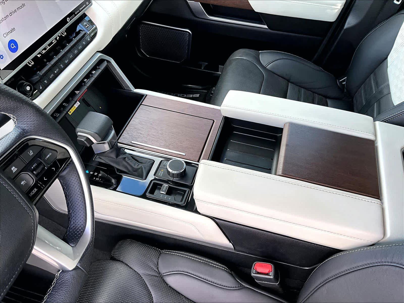 Used 2023 Toyota Sequoia Capstone image 19