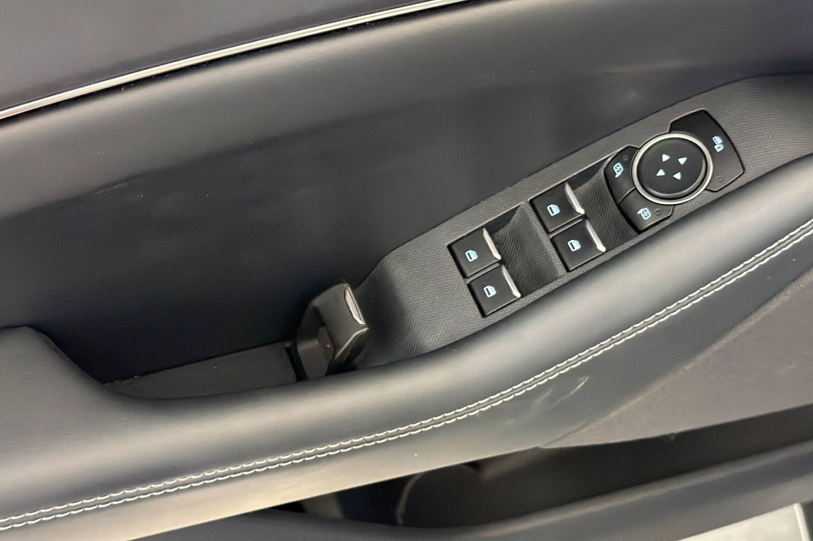 Used 2023 Ford Mustang Mach-E Select RWD image 14