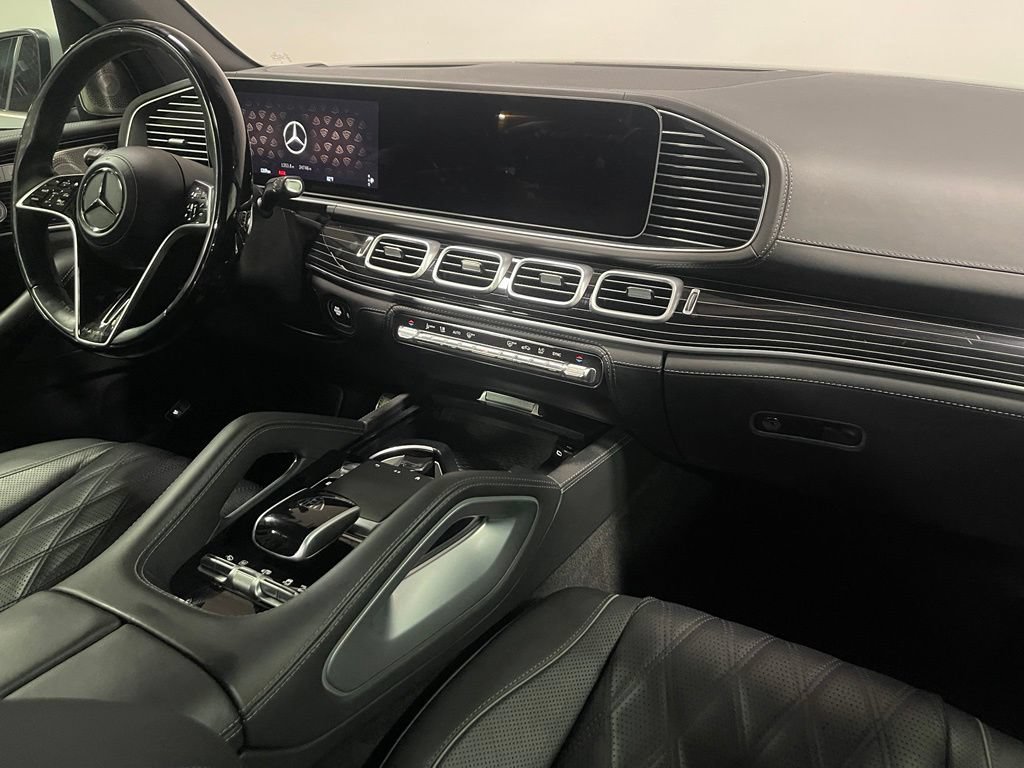 Certified 2024 Mercedes-Benz Maybach GLS 600 4MATIC image 27