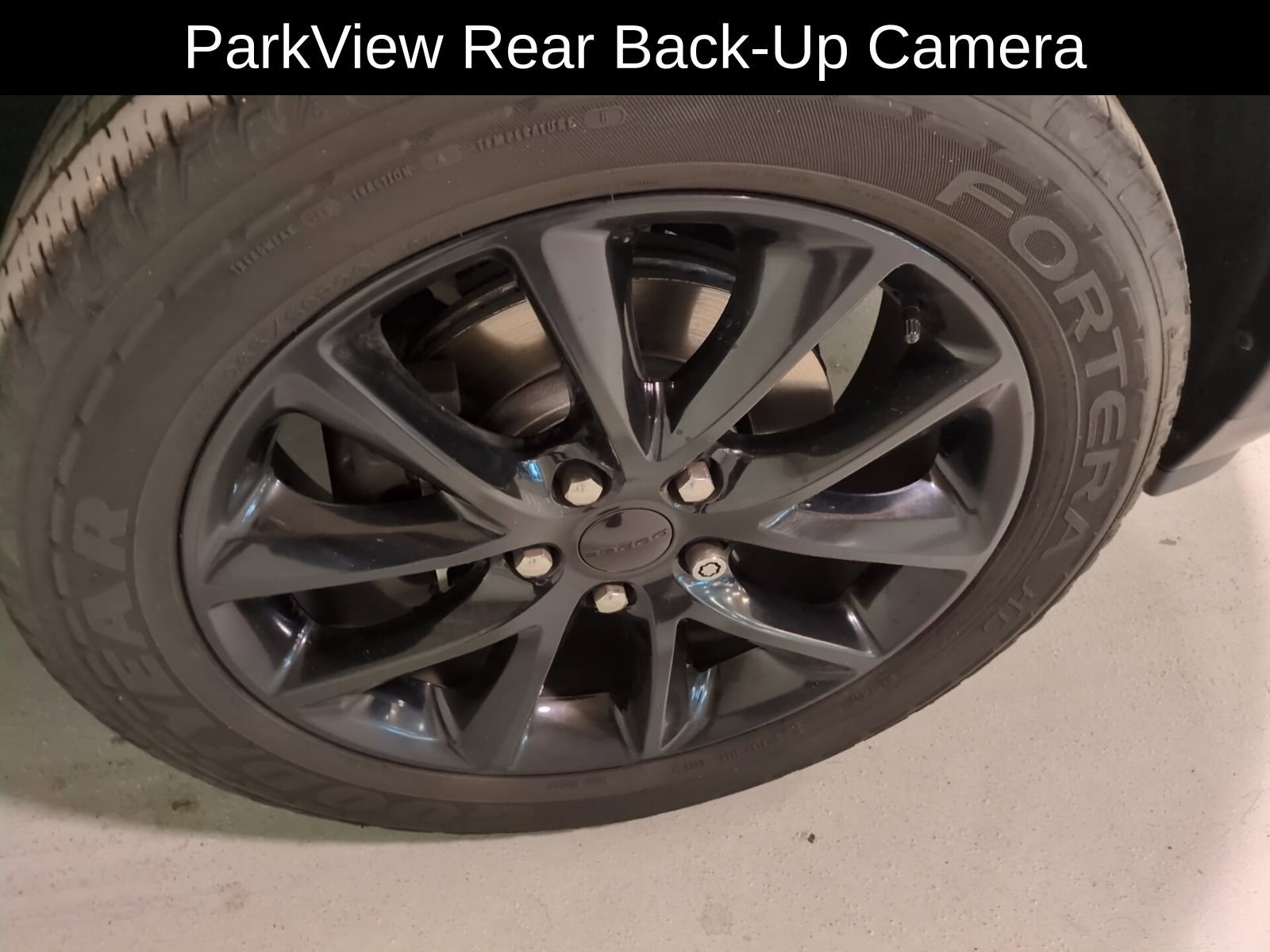 Used 2018 Dodge Durango SXT w/ Quick Order Package 2BB image 2