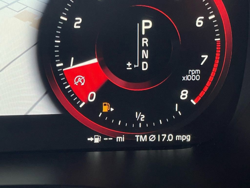 Used 2018 Volvo XC60 T6 R-Design w/ Convenience Package image 37