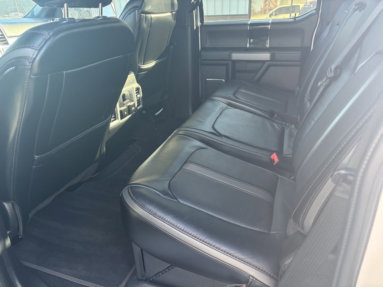 Used 2021 Ford F250 Platinum w/ Tremor Off-Road Package image 6