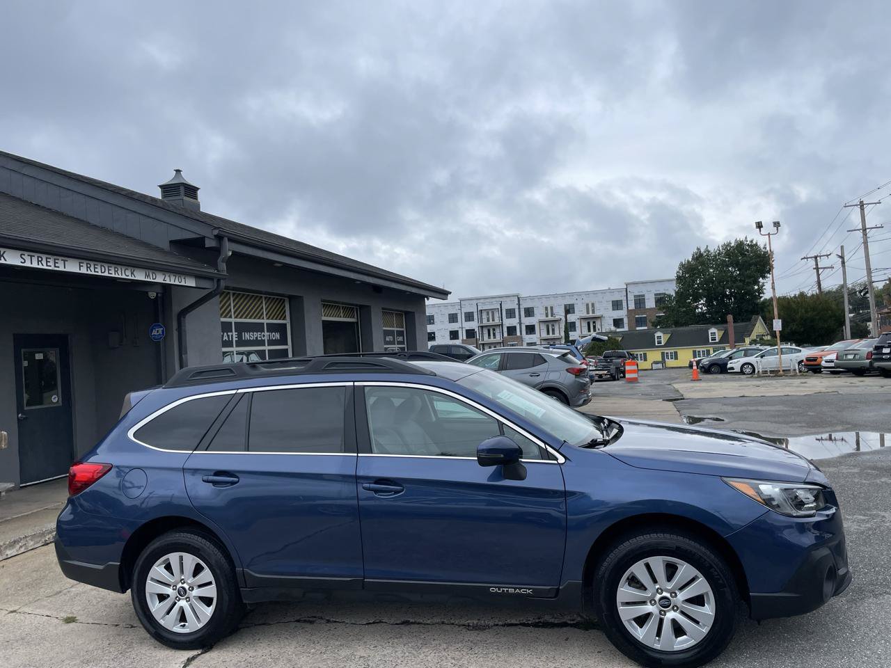 Used 2019 Subaru Outback 2.5i Premium AWD/4WD image 23