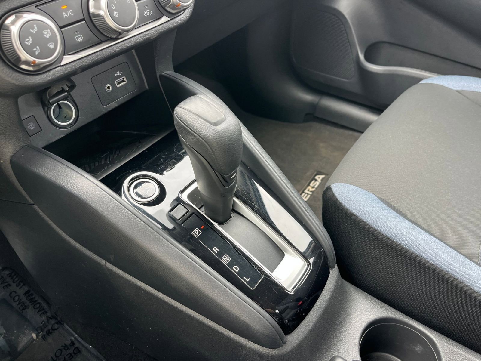 Used 2025 Nissan Versa SV FWD image 40