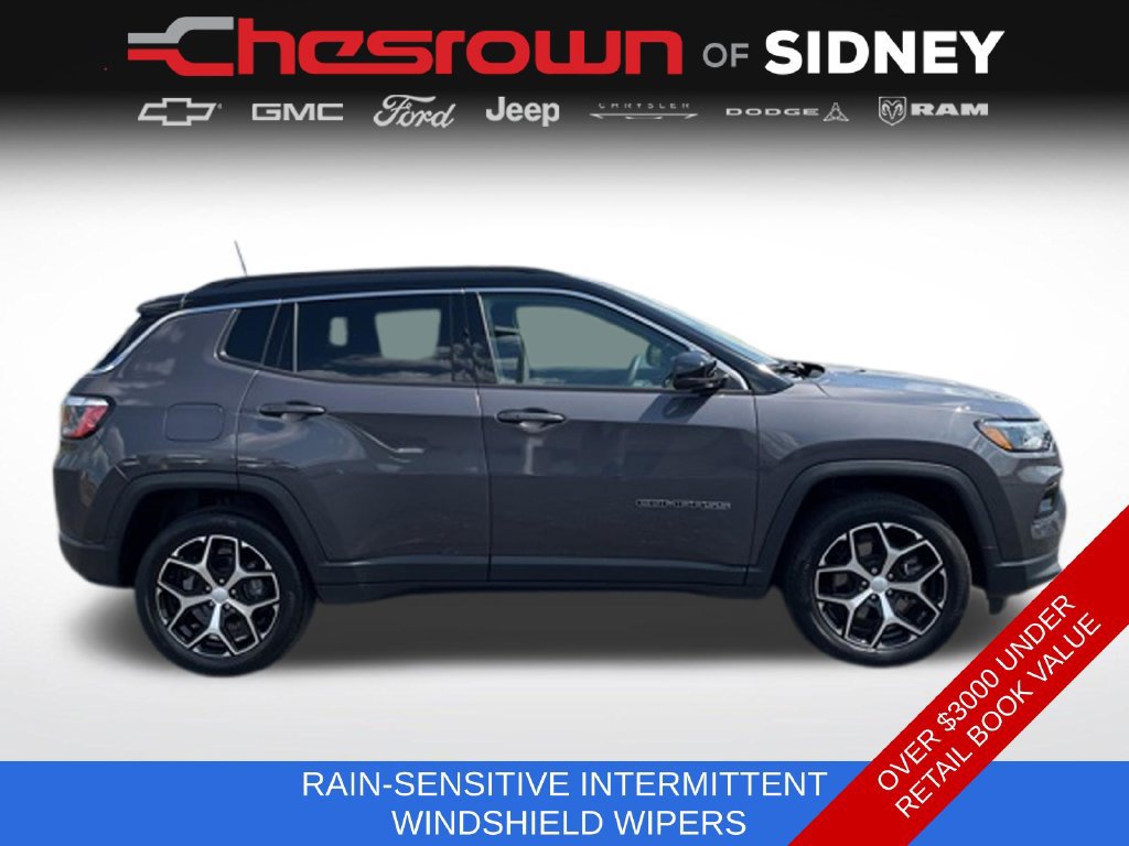 Used 2024 Jeep Compass Limited AWD/4WD image 4
