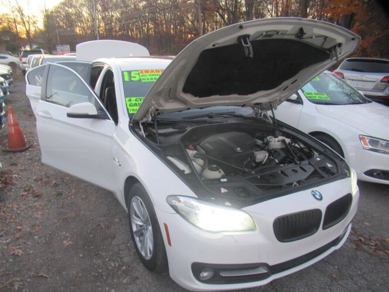 Used 2015 BMW 528i xDrive Sedan AWD/4WD image 10