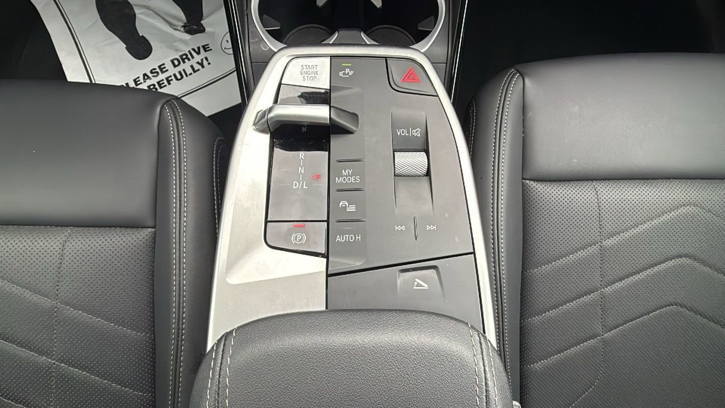 Used 2025 BMW X1 xDrive28i AWD/4WD image 24