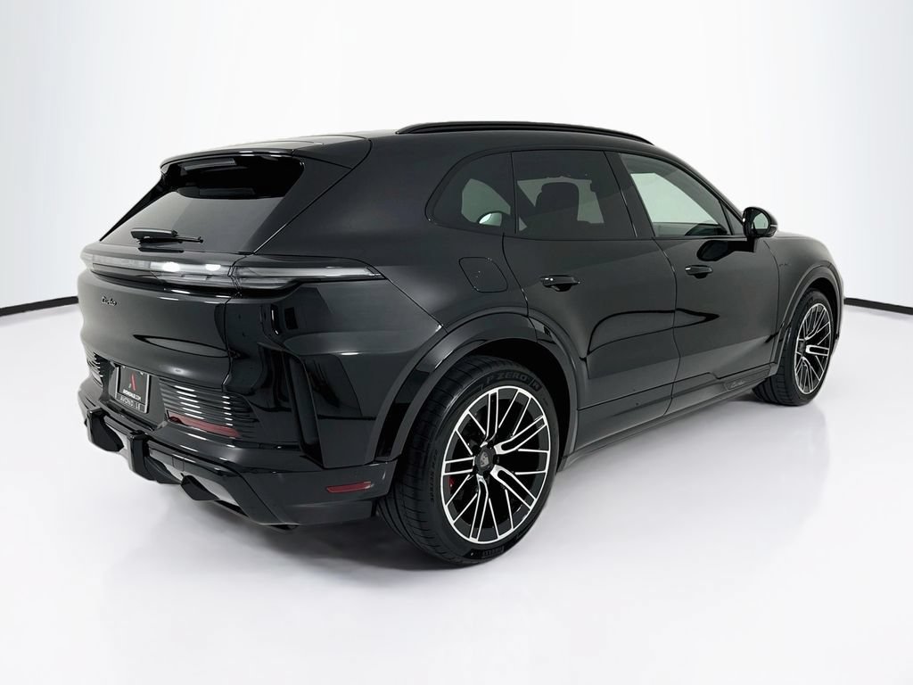 New 2026 Porsche Cayenne Turbo AWD/4WD image 9