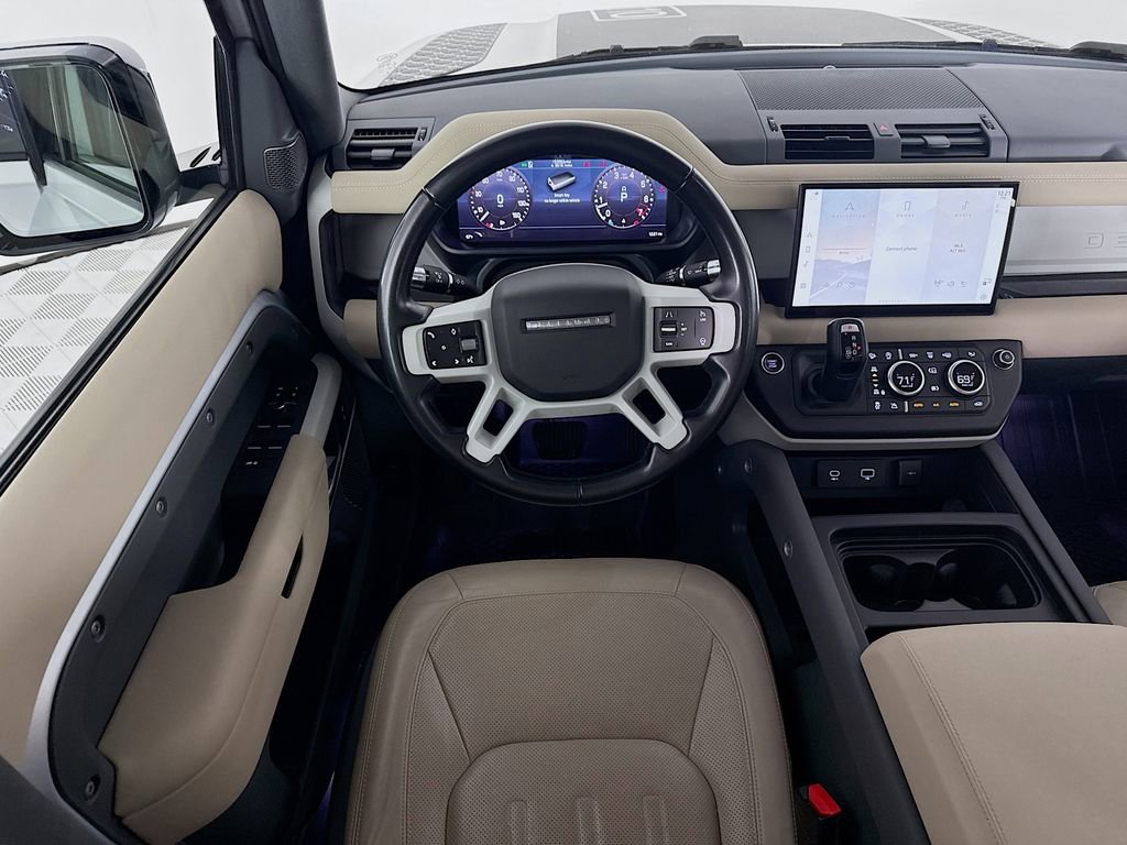 Used 2022 Land Rover Defender 110 SE AWD/4WD image 19