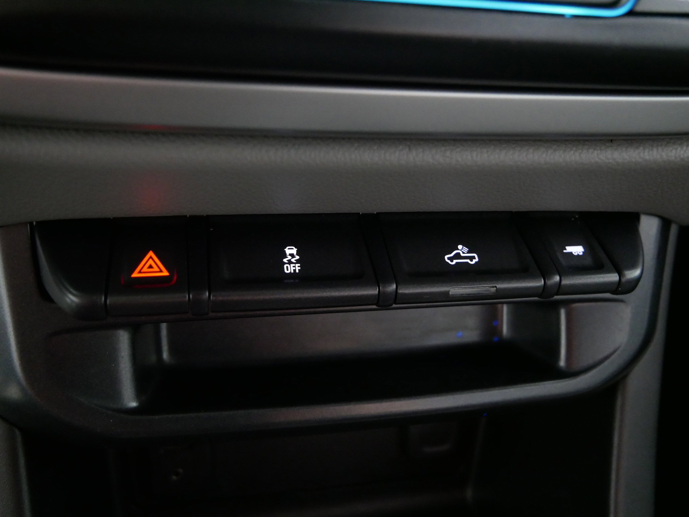 Certified 2015 Chevrolet Colorado LT w/ LT Convenience Package image 29