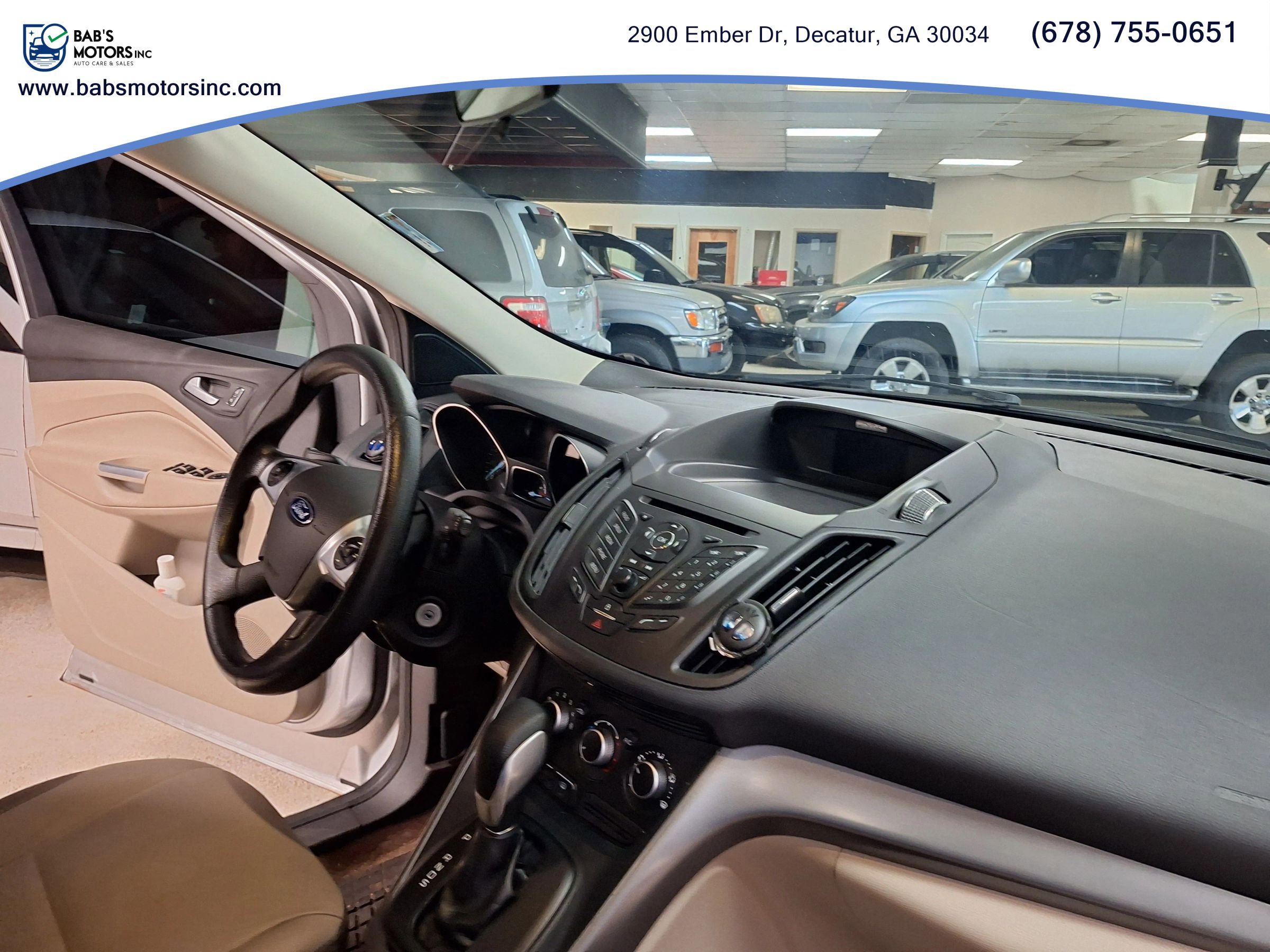 Used 2015 Ford Escape SE FWD image 12