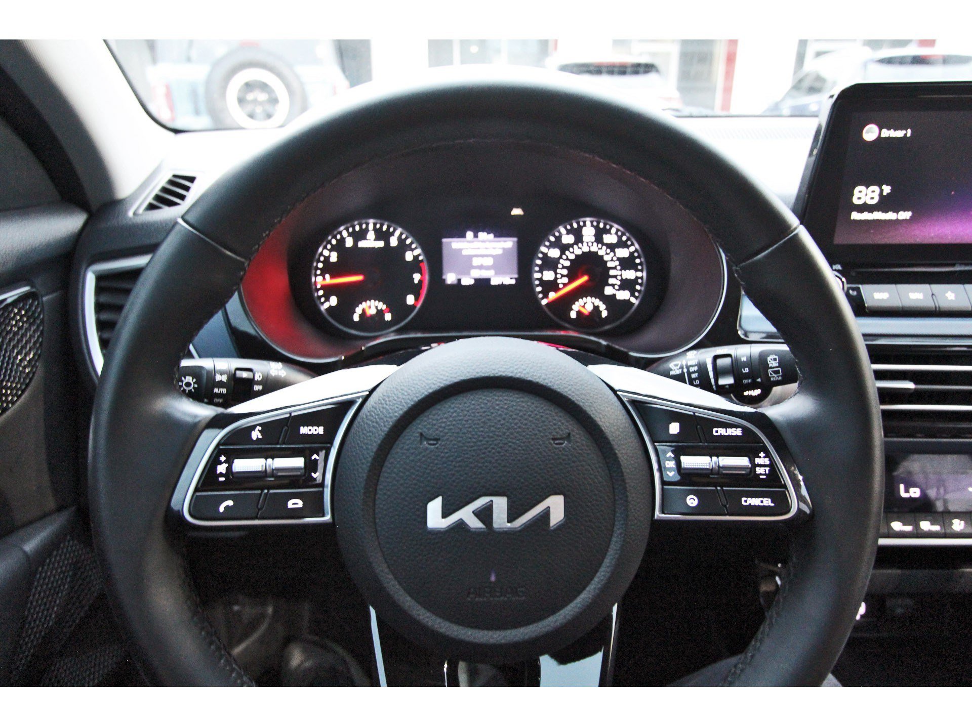 Certified 2022 Kia Seltos S FWD image 16