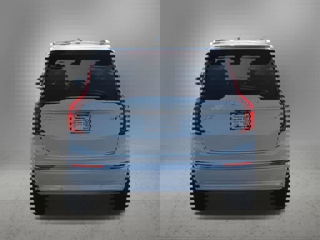 Used 2026 Volvo XC90 B6 Plus w/ Protection Package image 5