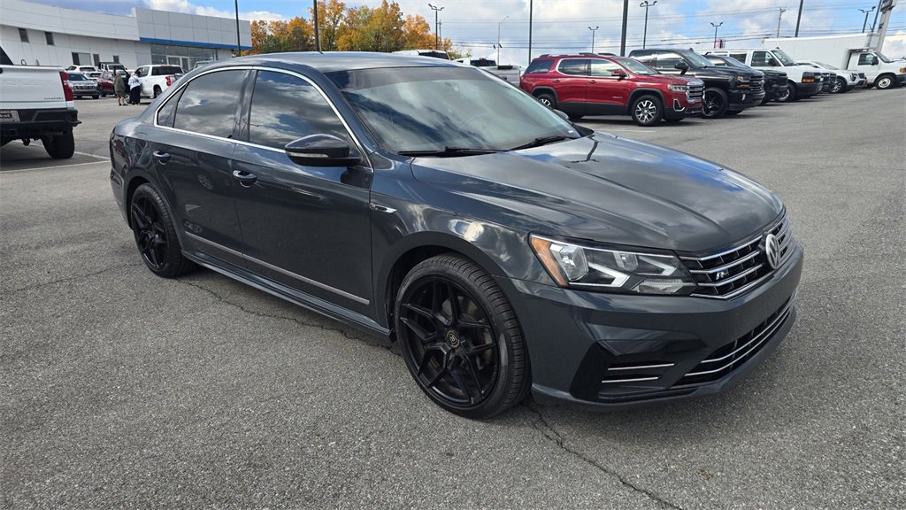 Used 2017 Volkswagen Passat 1.8T R-Line