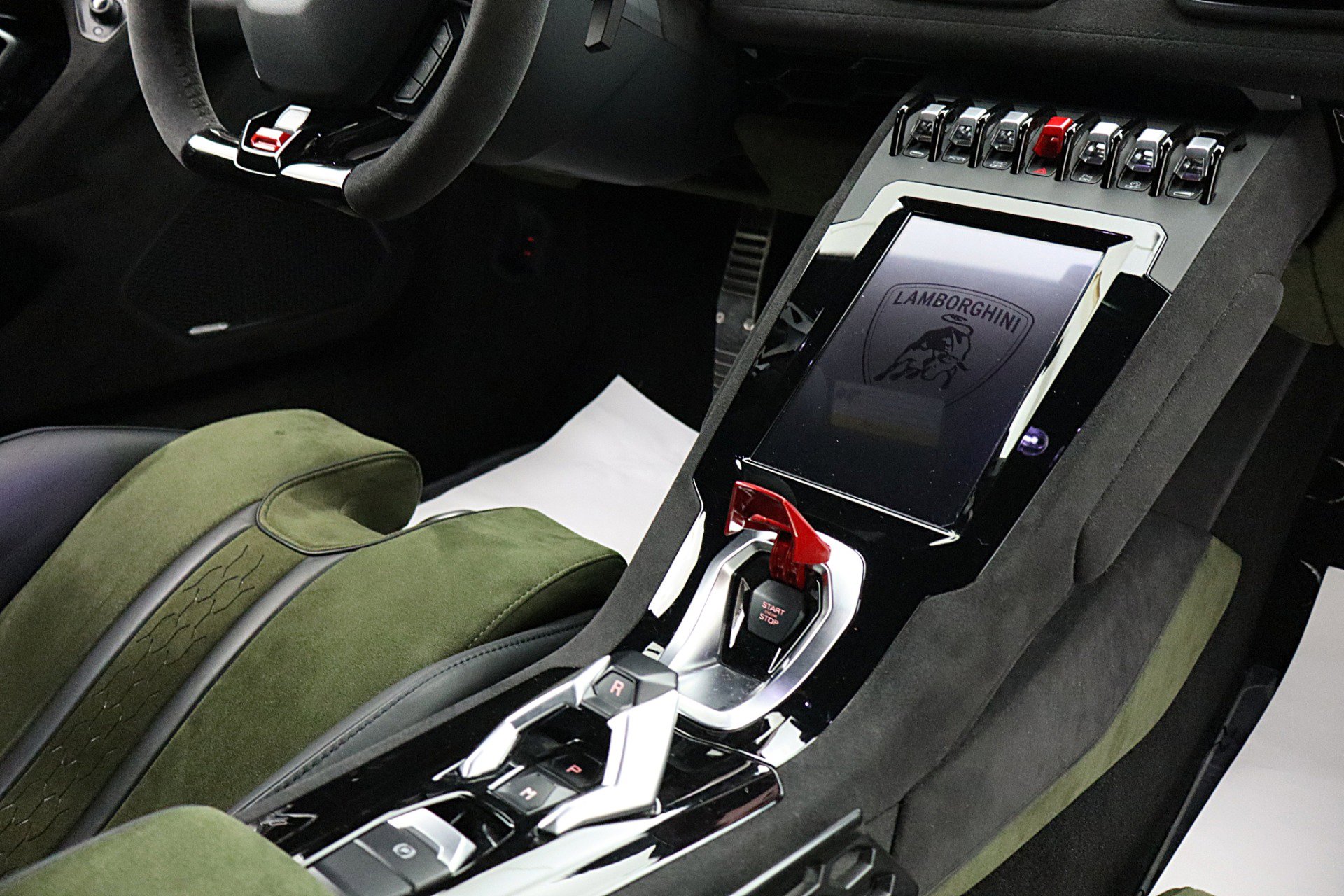 Used 2023 Lamborghini Huracan Sterrato image 39