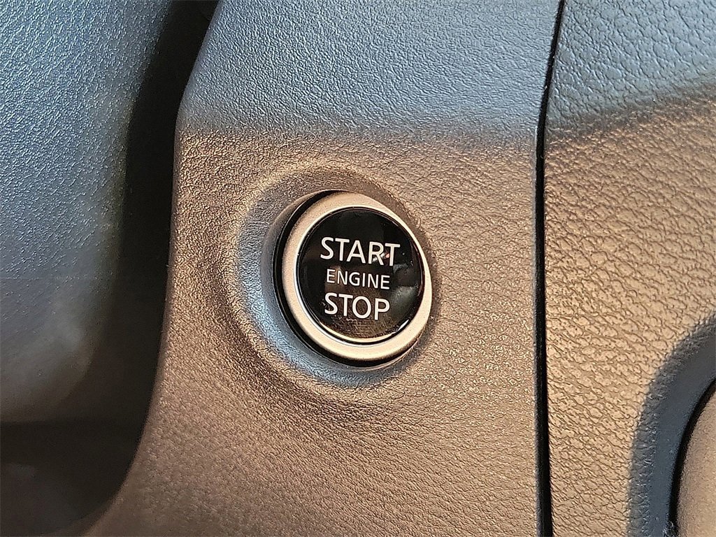 Certified 2023 Nissan Frontier Pro-X w/ Technology Package image 7