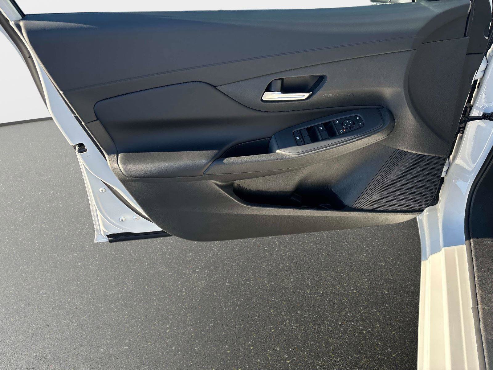New 2026 Nissan Sentra SV w/ SV Convenience Package image 14