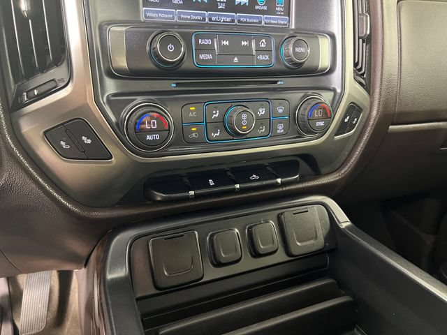 Used 2018 Chevrolet Silverado 1500 LT w/ Texas Edition RWD image 19