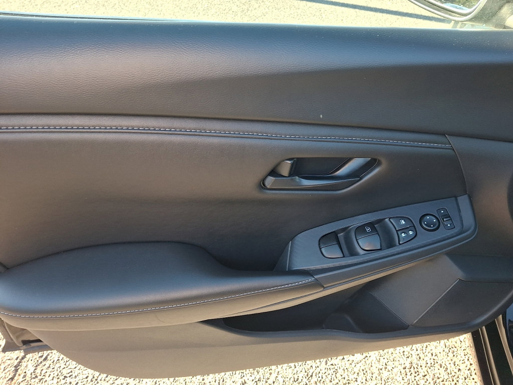 Used 2024 Nissan Sentra S FWD image 21