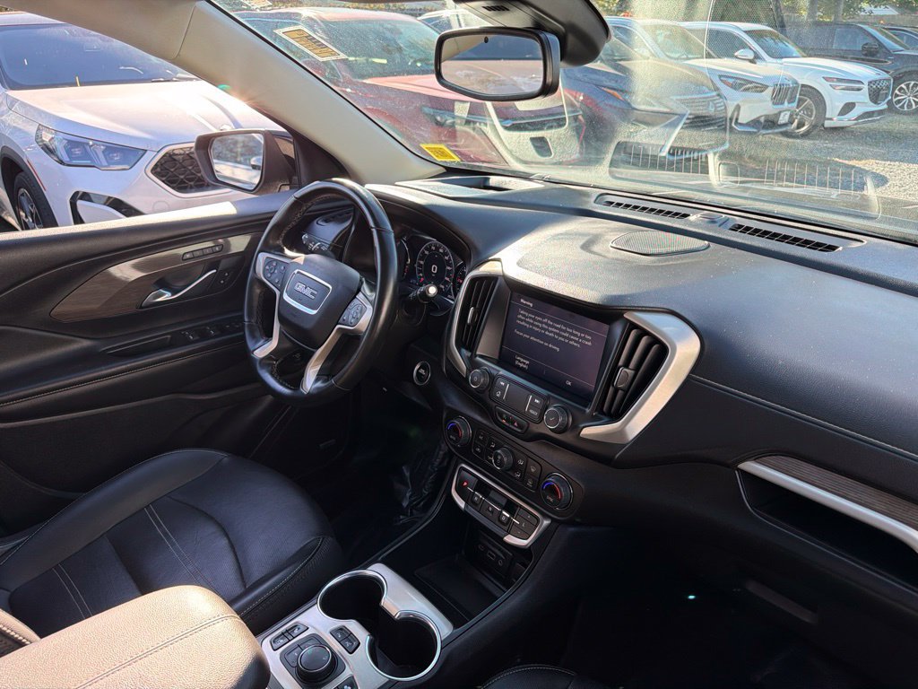 Used 2024 GMC Terrain Denali w/ Black Diamond Edition AWD/4WD image 14