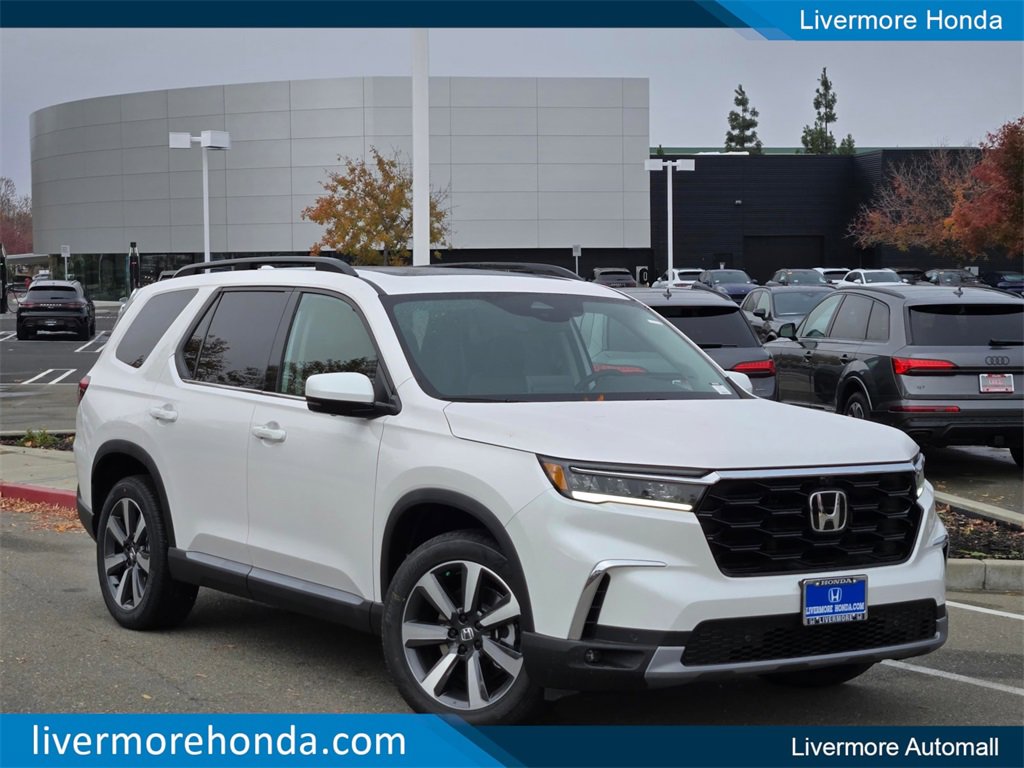 New 2025 Honda Pilot Elite image 1