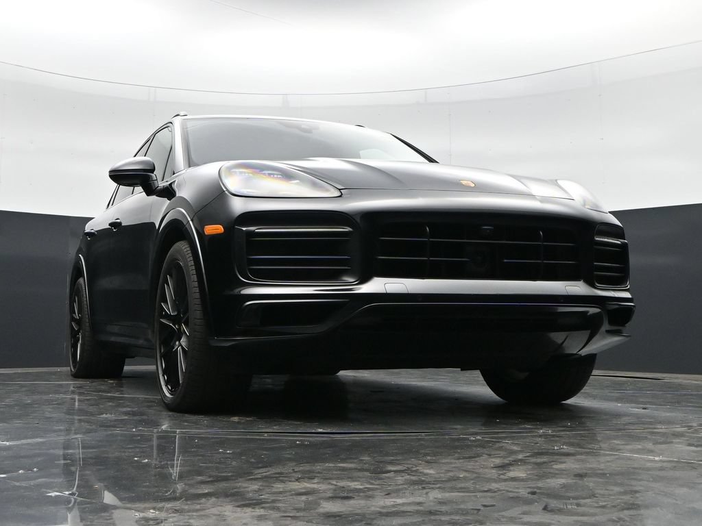 Used 2023 Porsche Cayenne GTS AWD/4WD image 42